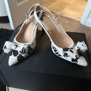 Black and white ladies shoes